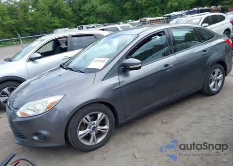 2013 Ford Focus Se z USA, uszkodzony, nr VIN 1FADP3F21DL348326